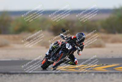 media/Sep-11-2022-SoCal Trackdays (Sun) [[81b7e951af]]/Turn 7 (1145am)/